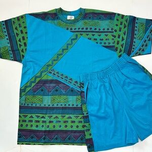 NEW 90’s VINTAGE GEOMETRIC T-SHIRT / SHORT SET